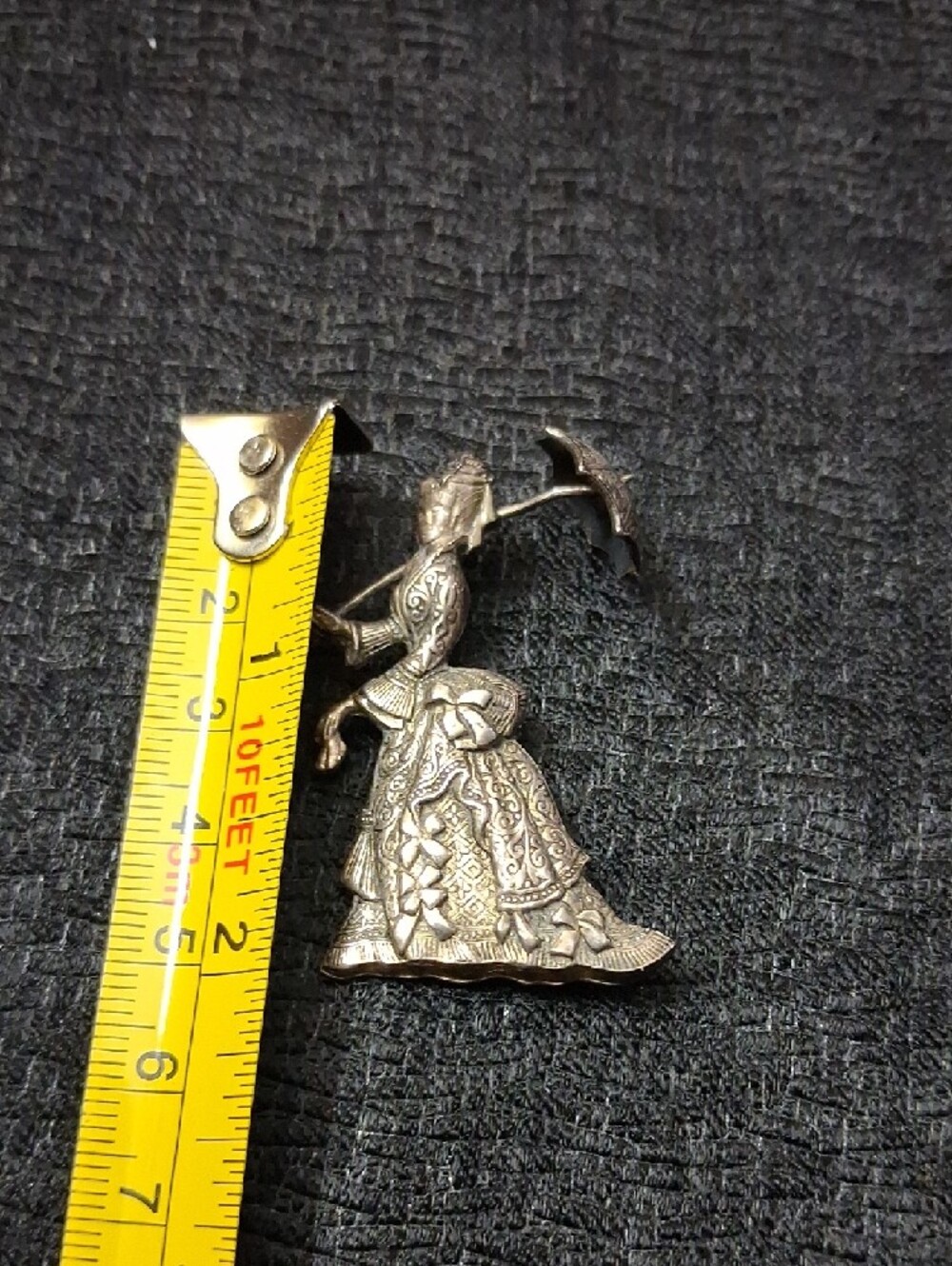 Vintage Silverplate Victorian Lady Brooch with Parasol - Picture 4 of 4